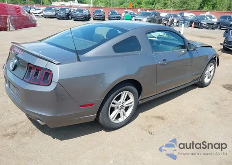 2013 Ford Mustang V6 из США, поврежденный, VIN 1ZVBP8AM3D5208951